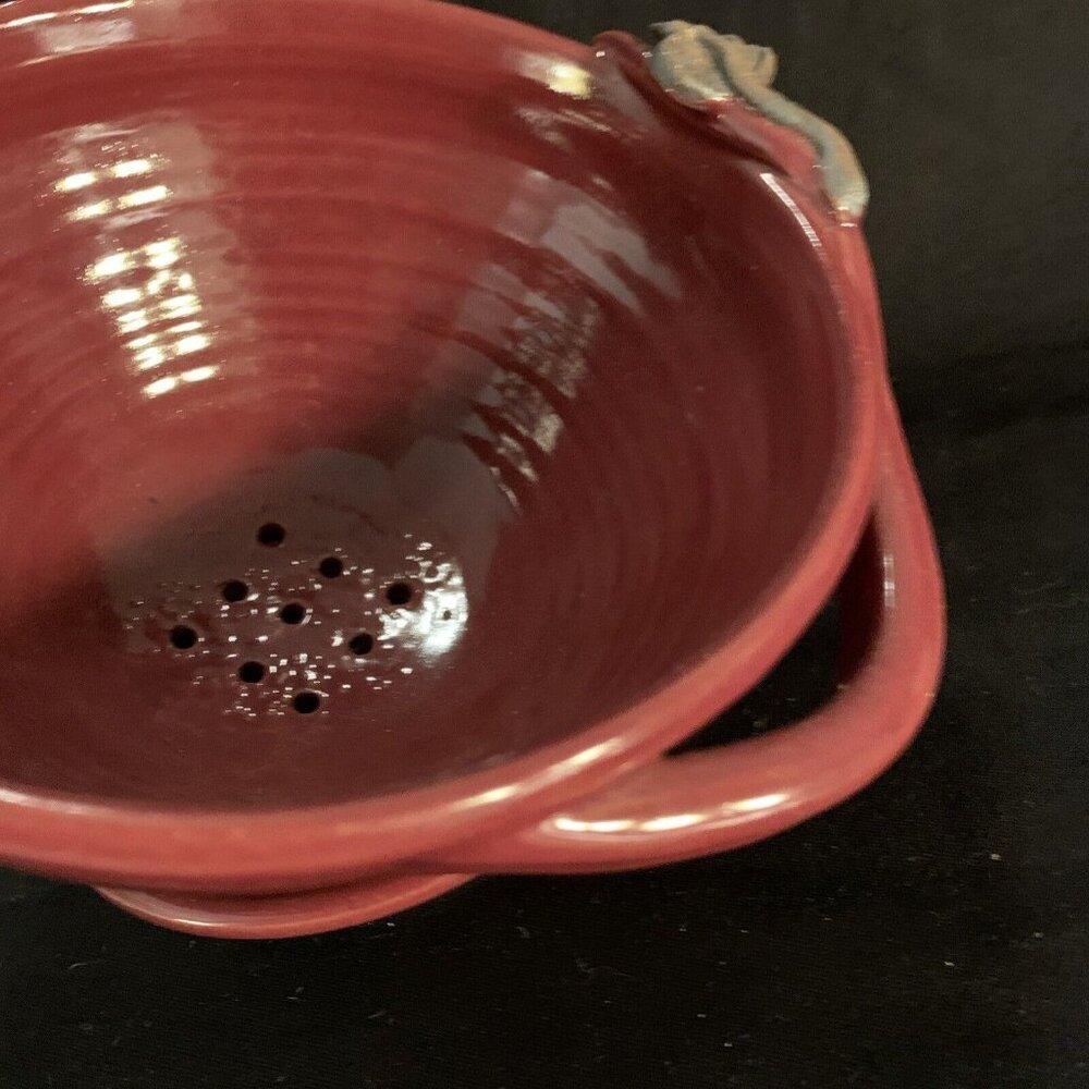 2 PC Handmade Maroon Stoneware Colander Leaf Handles Under Dish Janet Donnangelo - Picture 4 of 16